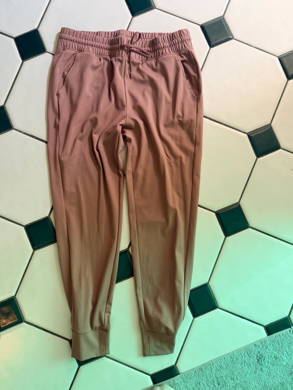 Yogalicious Drawstring High-Rise Jogger Leggings in Dusty Rose